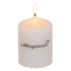 Out Of The Blue Stumpenkerze - Lieblingsmensch - Ca. 6 X 8 Cm -Saisonale Dekorationen 242115 4029811463329 out of the blue stumpenkerze lieblingsmensch 01